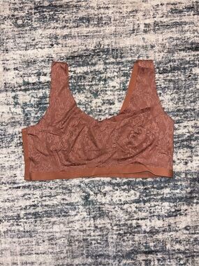 Daisy Fuentes Wireless Comfort Bra